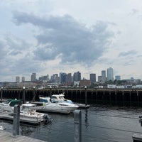 Foto diambil di Pier6 Boston oleh Chris T. pada 6/16/2023