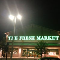 Foto tomada en The Fresh Market  por Bets Z. el 5/1/2013