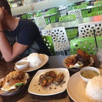 Dapur Penyet Indonesian Restaurant Photo Taken At Dapur Penyet By Mohdtajudin Tj On 9 30 2016