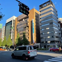 Photo taken at Nishishinjuku 2 Intersection by Min T. on 9/24/2023