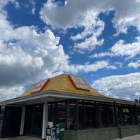 Photo taken at Kewpee Hamburgers by Wm B. on 9/26/2022