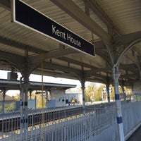Photo taken at Kent House Railway Station (KTH) by Jacques on 4/2/2016