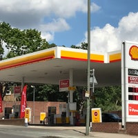 Photo taken at Shell by Jacques on 7/10/2017