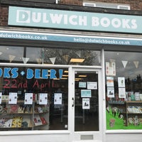 Photo taken at Dulwich Books by Jacques on 4/12/2017