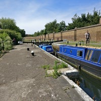 Photo taken at Hanwell Lock 94 by Giles W. on 7/17/2017