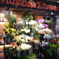 Photo taken at Aoyama Flower Market by Toshi Y. on 2/4/2018