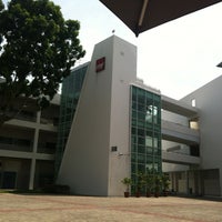Photo taken at ITE College Central (Tampines Campus) by fazlin m. on 11/2/2012