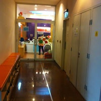 รูปภาพถ่ายที่ Gymboree Play &amp;amp; Music โดย Vincent N. เมื่อ 1/20/2013