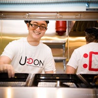5/4/2015 tarihinde U:Don Fresh Japanese Noodle Stationziyaretçi tarafından U:Don Fresh Japanese Noodle Station'de çekilen fotoğraf