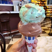 Photo taken at Ghirardelli Ice Cream &amp;amp; Chocolate Shop by Joy L. on 7/26/2022