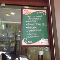 Photo taken at Atelier do Cupcake Café by Marcelo P. on 12/31/2012