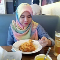 Pizza Hut Kota Damansara Fast Food Restaurant