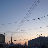 Photo taken at Остановка «Центральный рынок» на Партизанской ул. by lena☀️ on 2/24/2017