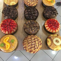 Photo taken at Göktaş Cafe &amp;amp; Fırın by Ömer on 9/19/2018