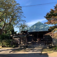 Photo taken at 最勝寺 教学院 by シロマ on 11/17/2019