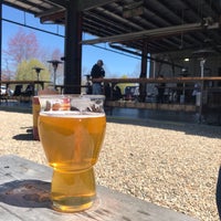 Photo taken at Oskar Blues Brewery by Jorge on 4/3/2021