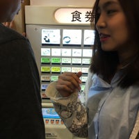Photo taken at 阪急そば 上新庄店 by Mayly K. on 6/24/2017
