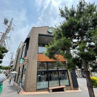 Photo taken at Starbucks by 柳 喜. on 6/5/2022