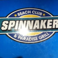 รูปภาพถ่ายที่ Spinnaker Beach Club &amp;amp; Paradise Grill โดย Vanessa T. เมื่อ 5/14/2013