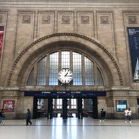 Foto tirada no(a) Promenaden Hauptbahnhof Leipzig por Globetrottergirls D. em 6/30/2020