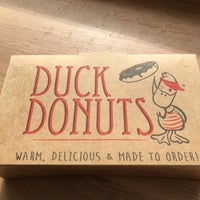 10/13/2018 tarihinde Charles S.ziyaretçi tarafından Duck Donuts'de çekilen fotoğraf