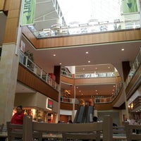 11/12/2012에 Moises M.님이 Park Plaza Mall에서 찍은 사진