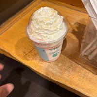 Photo taken at Starbucks by 瑞穂 仁. on 6/2/2023