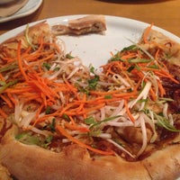 Photo taken at California Pizza Kitchen by Takuo U. on 4/13/2014