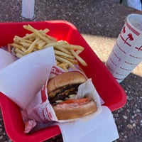 Photo taken at In-N-Out Burger by ちゃん や. on 4/21/2024