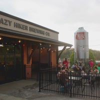 Das Foto wurde bei Lazy Hiker Brewing Co. von Lazy Hiker Brewing Co. am 5/7/2015 aufgenommen