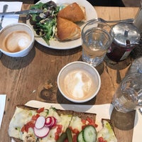 Photo taken at Le Pain Quotidien by Pinar N. on 10/17/2019