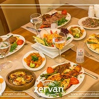 Das Foto wurde bei Zervan Restaurant &amp;amp; Ocakbaşı von Zervan Restaurant &amp;amp; Ocakbaşı am 5/15/2015 aufgenommen