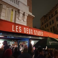 Photo taken at Les 2 Stades by Damien D. on 11/28/2018