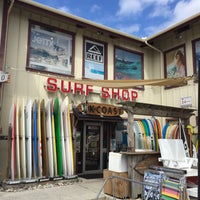 Foto diambil di K-Coast Surf Shop oleh Jason S. pada 9/3/2017
