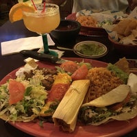Foto tomada en Pepe&amp;#39;s Mexican Restaurant  por Theresa G. el 6/14/2017