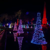 Photo taken at Blenheim Palace by Tanya T. on 12/14/2023