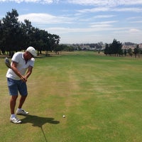 Das Foto wurde bei Durbanville Golf Course von Dirk S. am 2/17/2014 aufgenommen