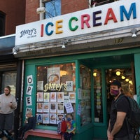 Photo taken at Davey&amp;#39;s Ice Cream by Daniel B. on 3/12/2021