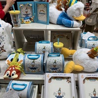 ディズニーストア 梅田 北区梅田3 1 3 ディズニーストア 梅田 北区梅田3 1 3