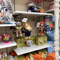 ディズニーストア 北区梅田3 1 3