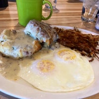 Photo taken at Urban Egg A Daytime Eatery by Jenn S. on 5/18/2019