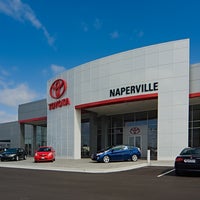 Das Foto wurde bei Toyota of Naperville von Toyota of Naperville am 6/7/2015 aufgenommen