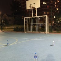 Корфу баскетбольная площадка