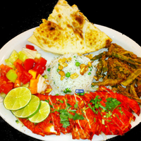 5/11/2015 tarihinde Mogul Indian Restaurantziyaretçi tarafından Mogul Indian Restaurant'de çekilen fotoğraf