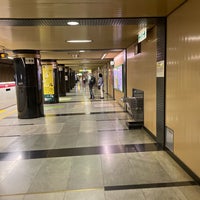 Photo taken at Oedo Line Roppongi Station (E23) by keiyo201 on 9/11/2023