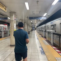 Photo taken at Hibiya Line Hatchobori Station (H12) by keiyo201 on 8/13/2023