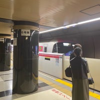 Photo taken at Oedo Line Roppongi Station (E23) by keiyo201 on 10/14/2023