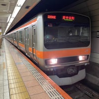 Photo taken at JR Hatchōbori Station by keiyo201 on 8/1/2022