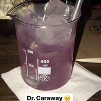 Foto diambil di SPIN Cocktail Bar oleh Burcu O. pada 10/26/2017
