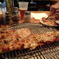 11/3/2012にChristine W.がCampus Pizzaで撮った写真